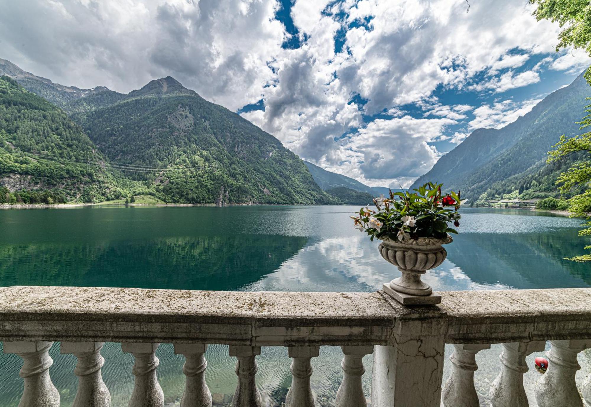 Hotel Le Prese Poschiavo Exterior foto